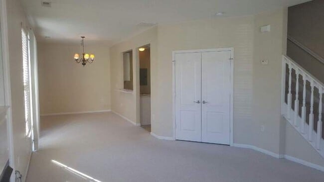 Building Photo - 1017 Farrcroft Way