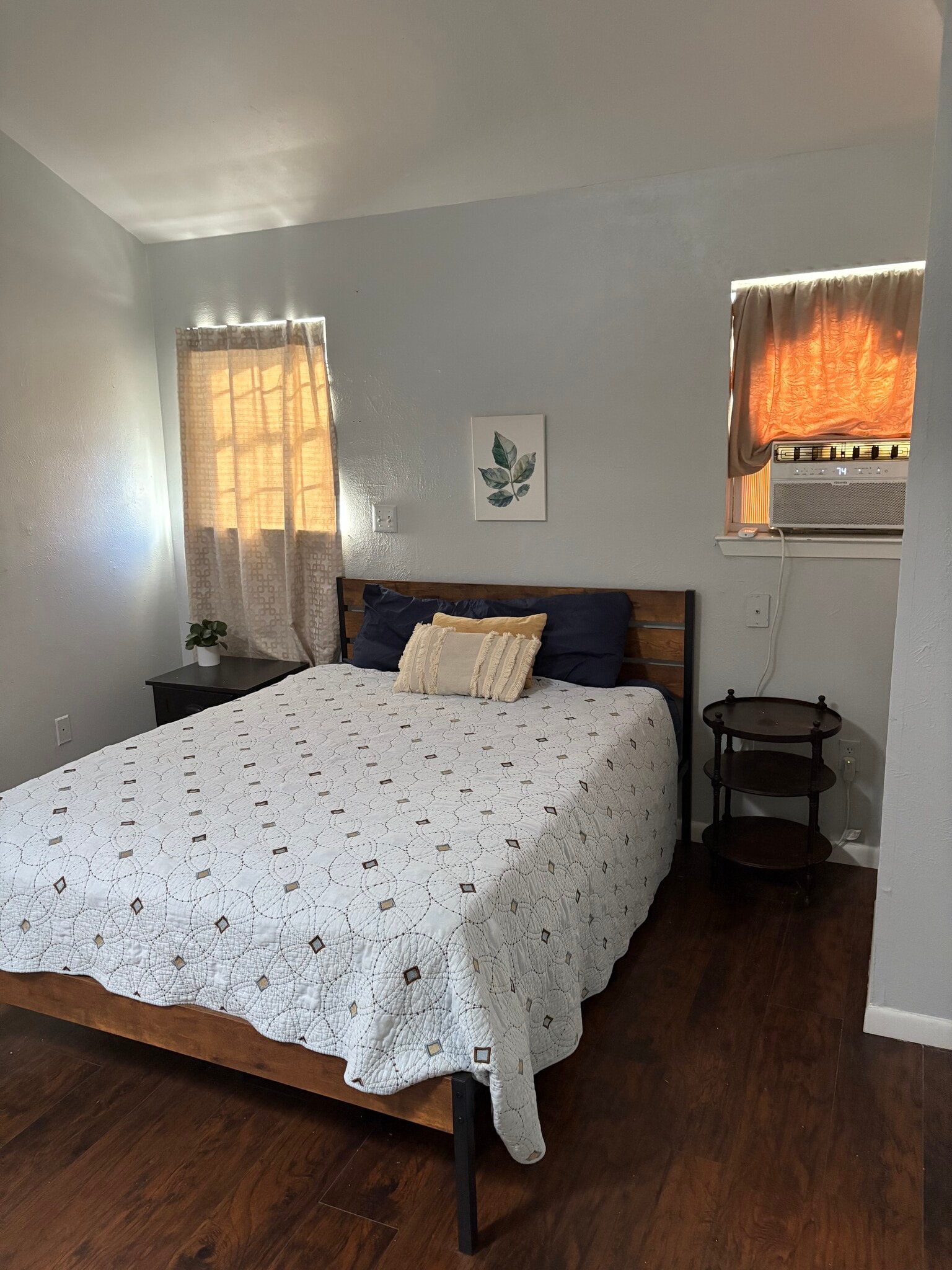 Building Photo - 12404 Sunland St