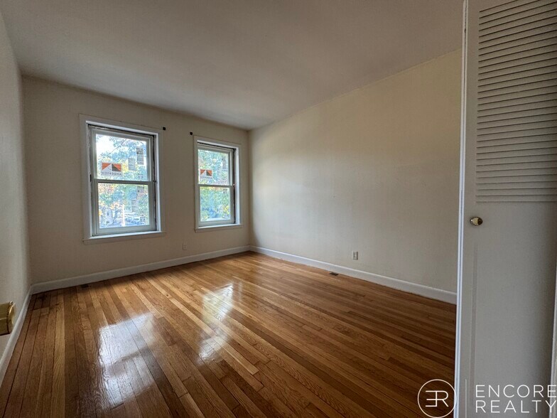 Building Photo - 1161 Commonwealth Ave