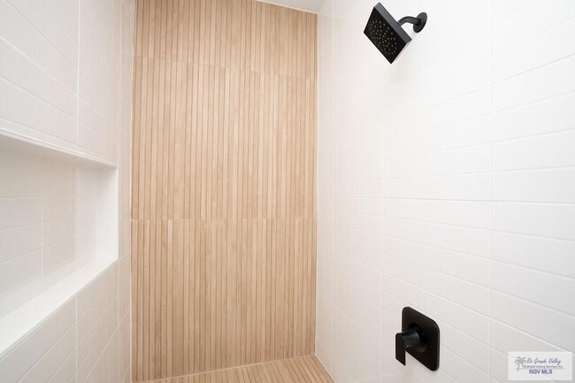 Building Photo - 3604 Hidalgo Cir