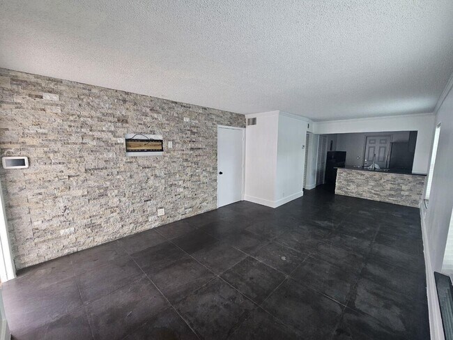 Building Photo - 3777 NW 78th Ave