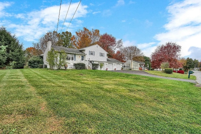 Building Photo - 150 Rothenburgh Rd