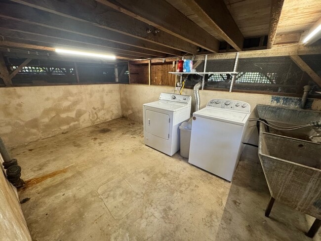 Building Photo - For Rent – 3BR/2BA Home + Detached Studio ...