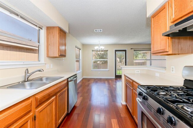 Building Photo - 10413 Hess Dr