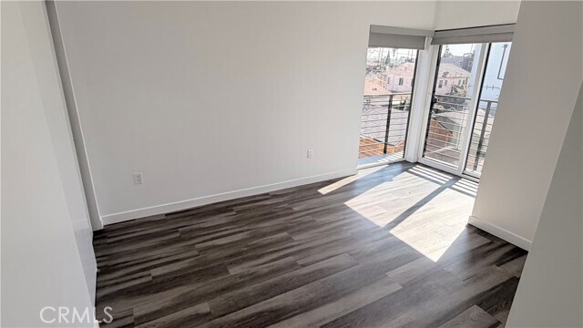 Building Photo - 1416 Cloverdale Ave