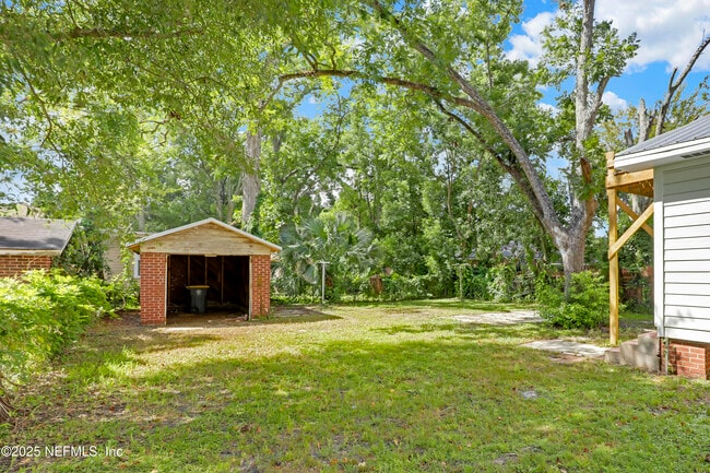 Building Photo - 2908 Broadway Ave