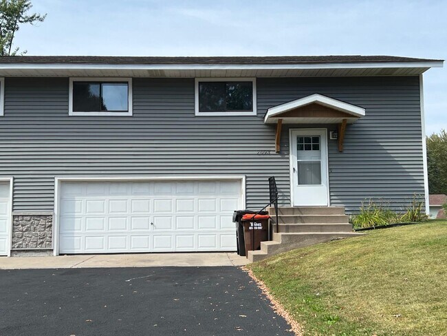 Building Photo - 2091 Bradley St