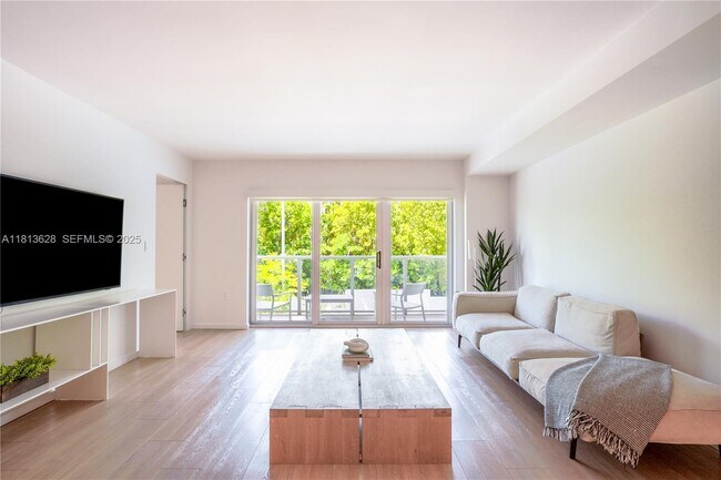 Building Photo - 291 Bal Bay Dr