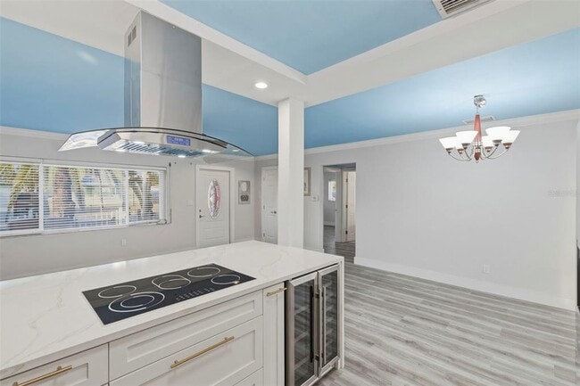 Building Photo - 58 Lido Dr