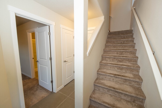 Building Photo - 28613 SW Villebois Dr N