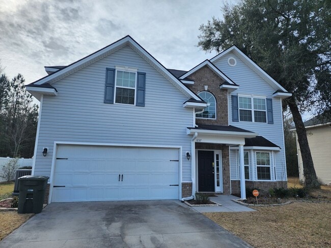 Building Photo - 1237 Peacock Trail