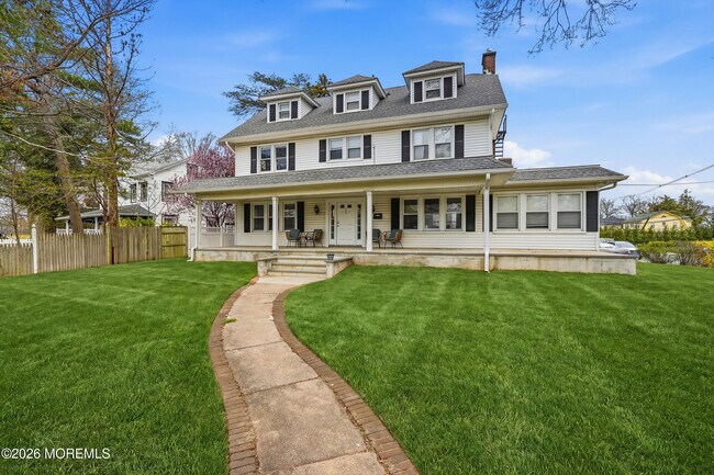 Building Photo - 309 Cedar Ave