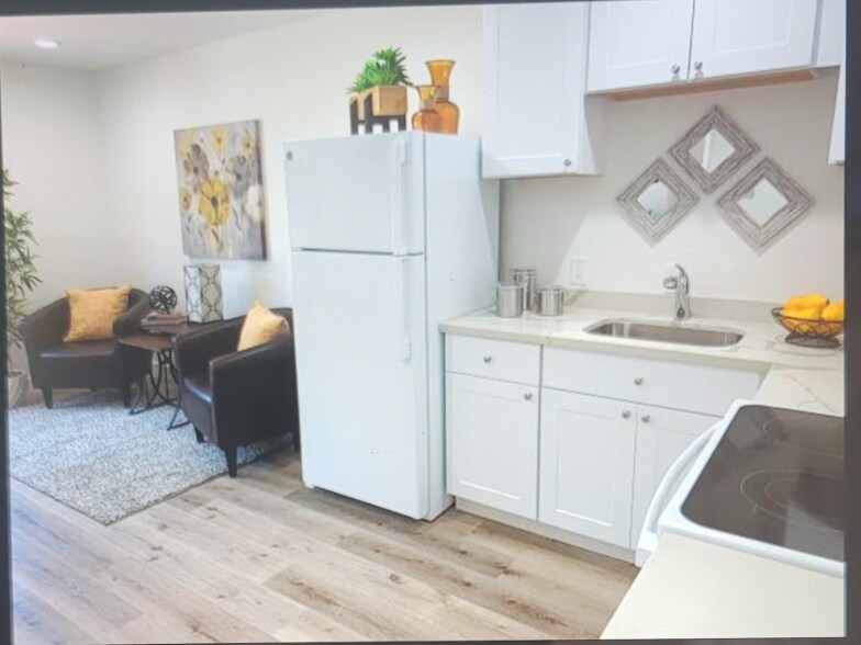 Building Photo - 3796 Alabama St