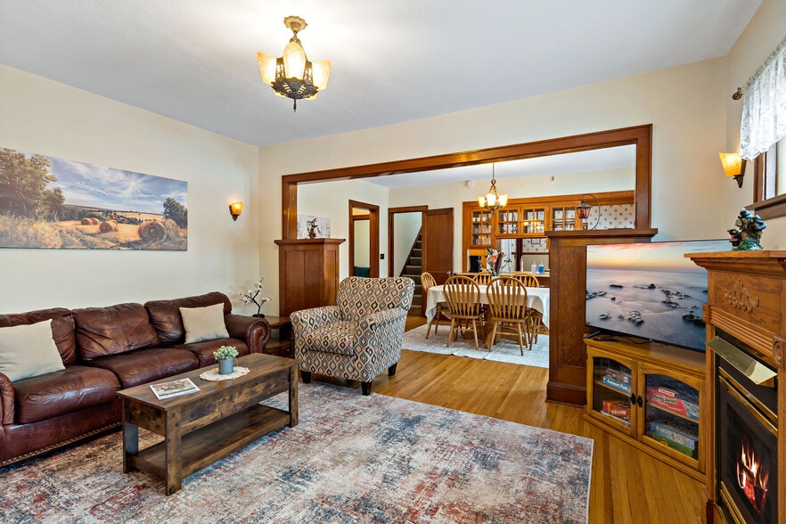 Building Photo - 52275 Rush Lake Trl