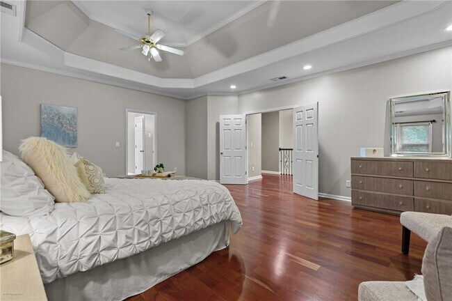 Building Photo - 2990 Hearthstone Dr