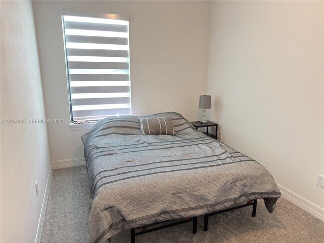 Building Photo - 8344 NW 7th Pl