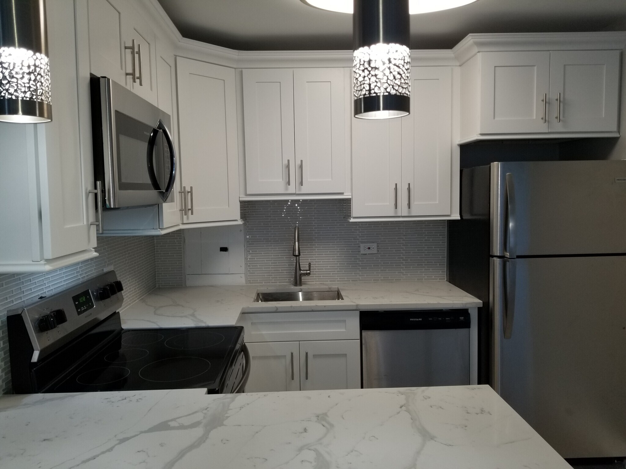 Kitchen - 33 E Cedar St