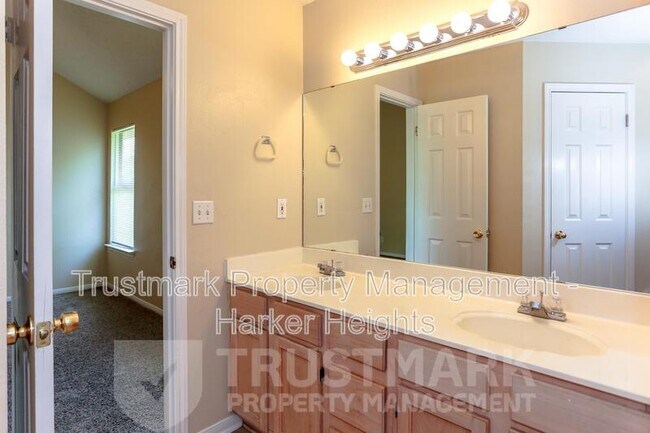 Building Photo - 4805 Frontier Trail