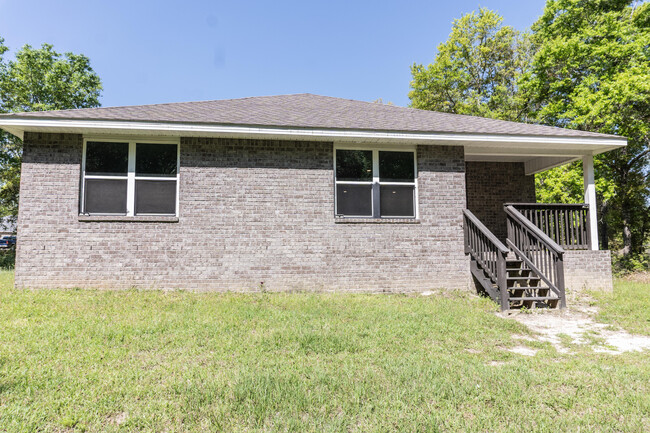 Building Photo - 3476 Sparco Dr