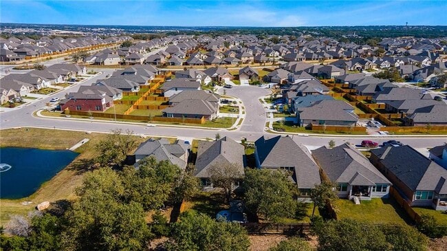 Building Photo - 941 Del Raphael Dr