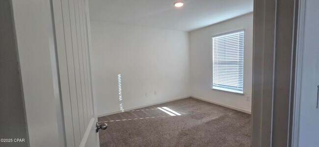 Building Photo - 11641 Poston Rd