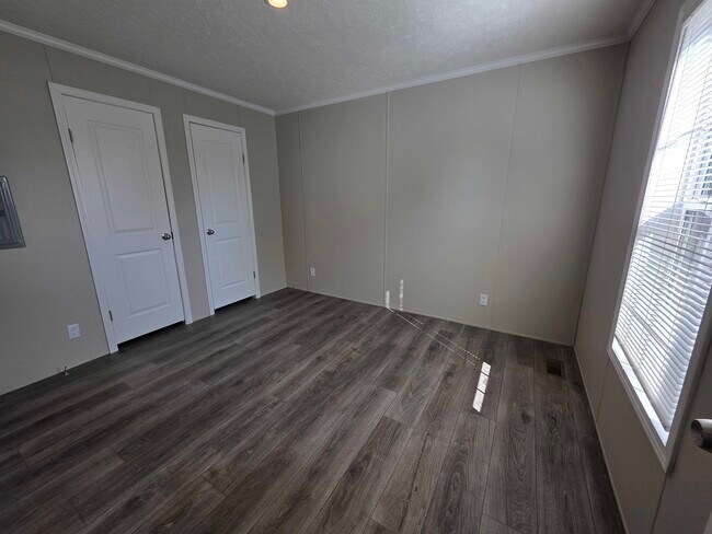 Building Photo - 3618 Juniper St