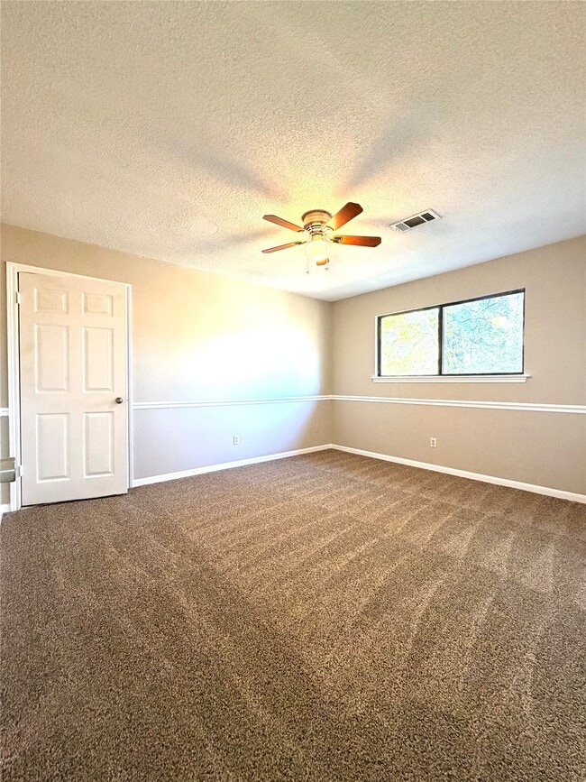 Building Photo - 3800 September Dr