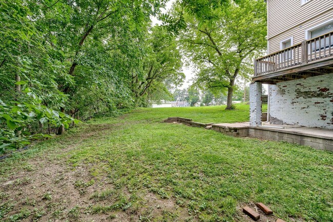 Building Photo - 1101 Bancroft St