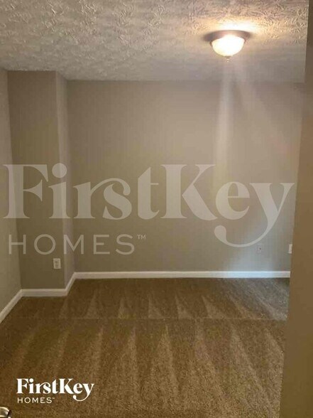 Building Photo - 130 Cobblestone Dr