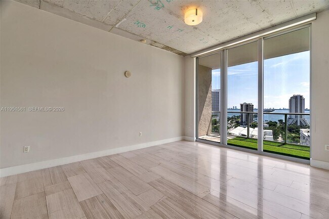 Building Photo - 3470 E Coast Ave