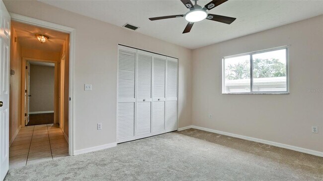 Building Photo - 407 68th Ave Dr W