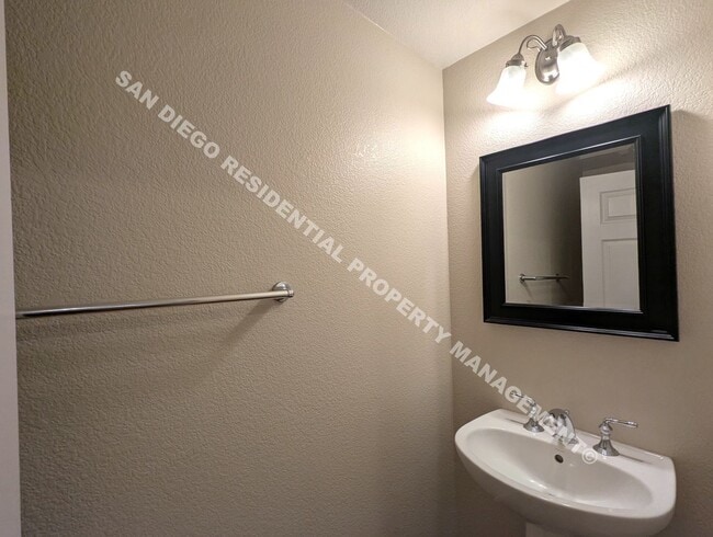 Building Photo - Beautiful San Moritz Townhome - Available ...