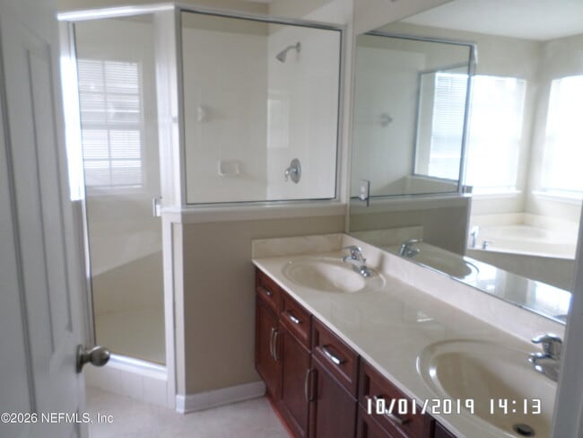 Building Photo - 11807 Templeton Rd