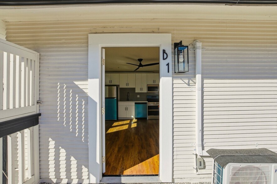 Building Photo - 312 Brookes Ave
