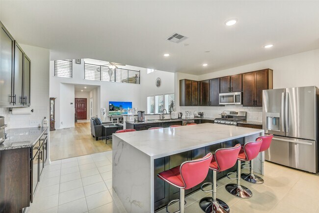 Building Photo - 22222 Opa Gln Dr