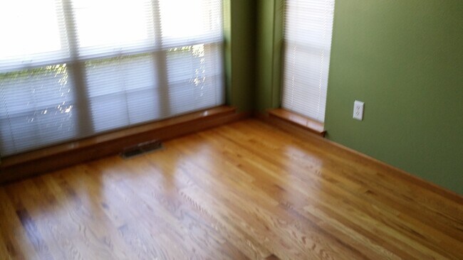 Building Photo - Beautiful Home Located in Cordata Neighbor...