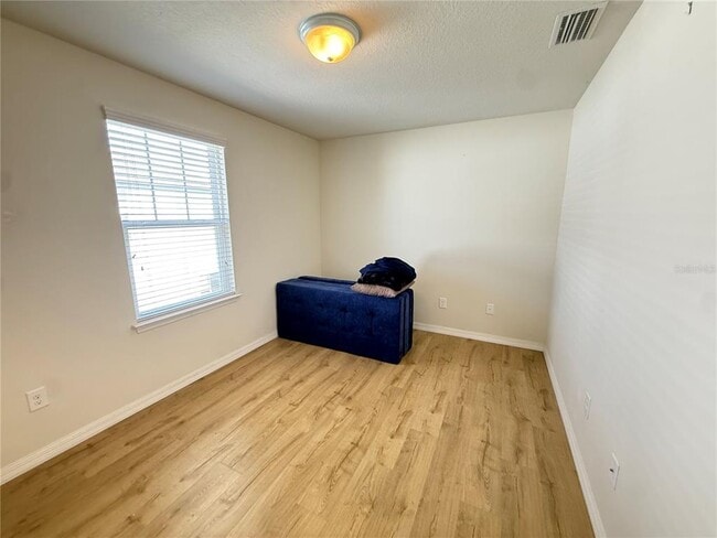 Building Photo - 9154 Hillcroft Dr