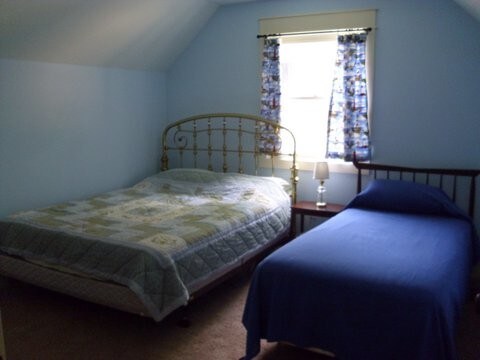 Building Photo - 2345 Fern Walk