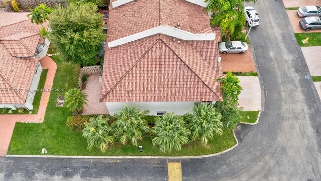 Building Photo - 5145 NW 116th Ct