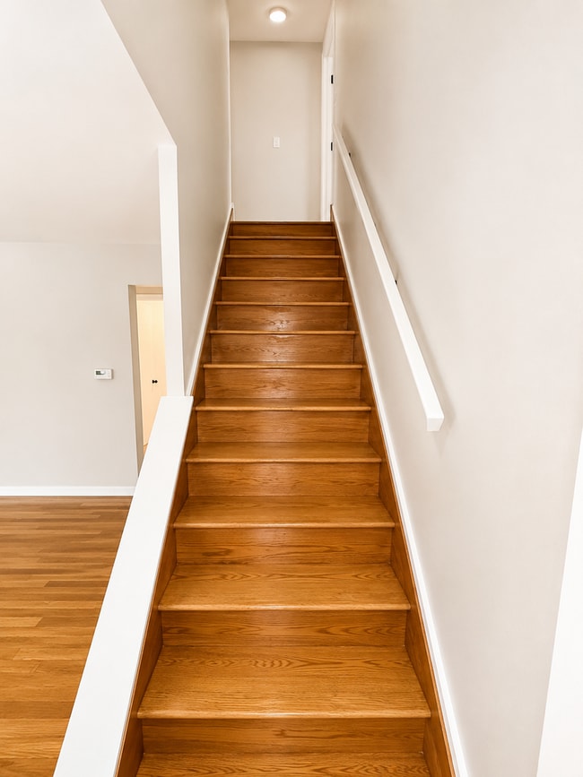 Building Photo - Newly Rehabbed 3-Bedroom Home with Modern Finishes & Fenced Backyard