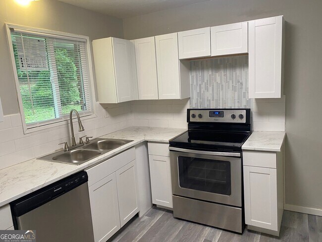 Building Photo - 2764 Riggs Dr