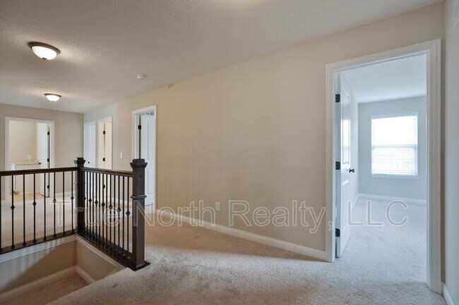 Building Photo - 1412 Leesland Dr