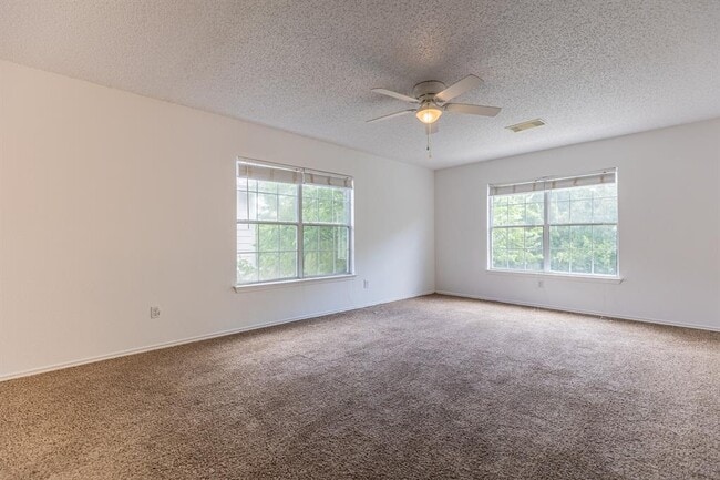 Building Photo - 491 Emerald Fields Ln