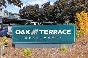 Building Photo - Oak Terrace Apartments