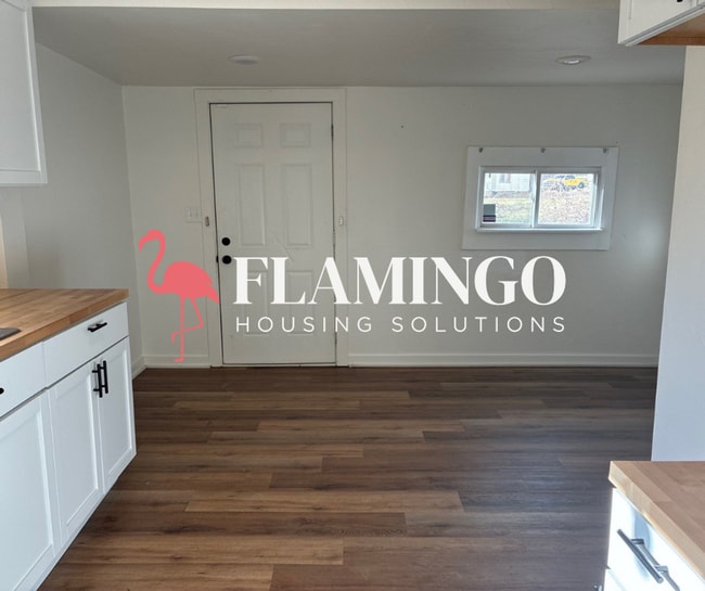 Building Photo - 207 N Decker Ave