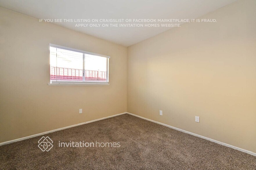 Building Photo - 20827 Calwood St