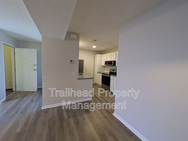 Building Photo - 3632 Wyoming St