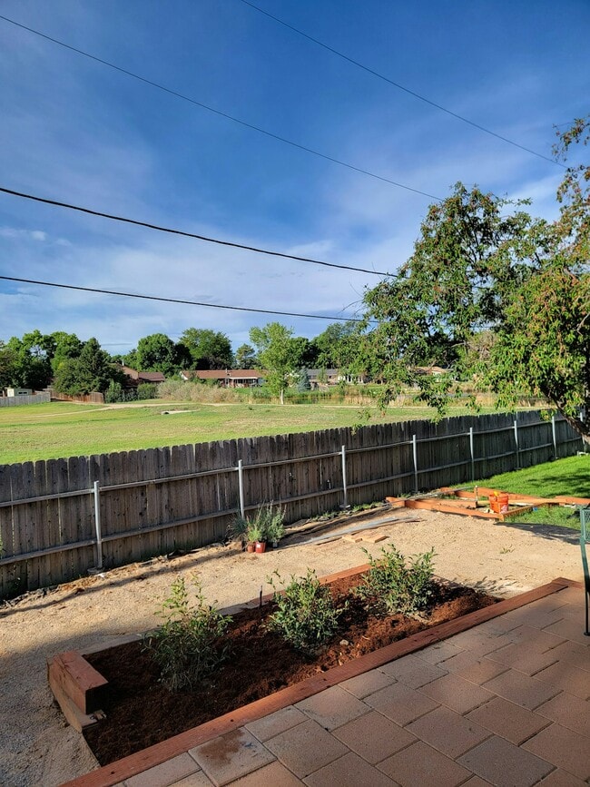 Building Photo - 748 Bunyan Ct