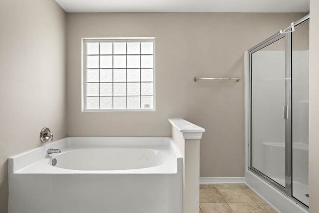 Building Photo - 5749 Tiger Woods Dr
