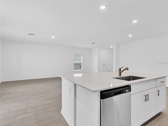 Building Photo - 6115 Blue Paloma Ct